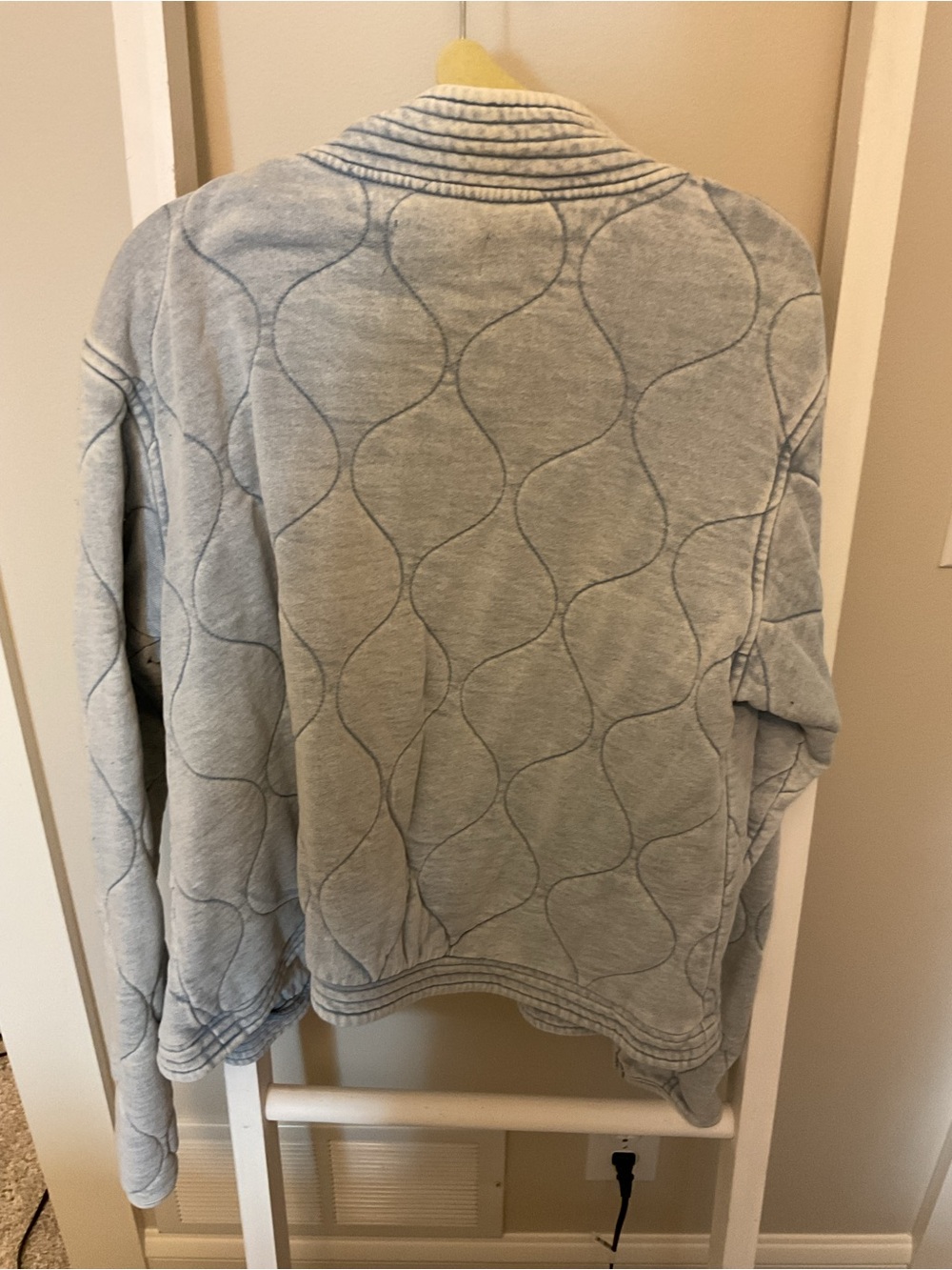 Z Supply Quilted Light Gray Bomber Jacket - Picture 4 of 4